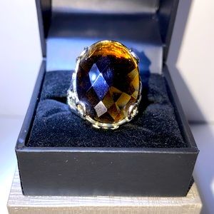 Costume Jewelry Large Oval Brown Rhinestone Ring